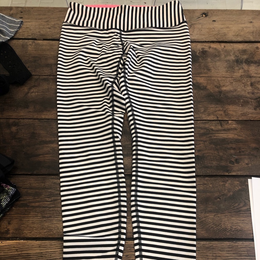 Lululemon Wunder Under Full Length Tights size 8